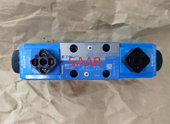Eaton Vickers DG4V-3-2C-M-U-B6-60のソレノイド-作動させた方向制御弁