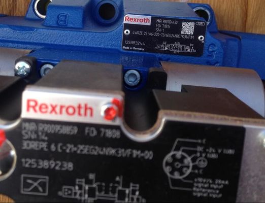 Rexroth R901124430 4 WRZE 25 W 6 - 220 - 73/6例えば。24N9ETK31/F1M 4 WRZE 25 W 6 - 220 - 7 X/6例えば。24N9ETK31/F1Mの比例した弁