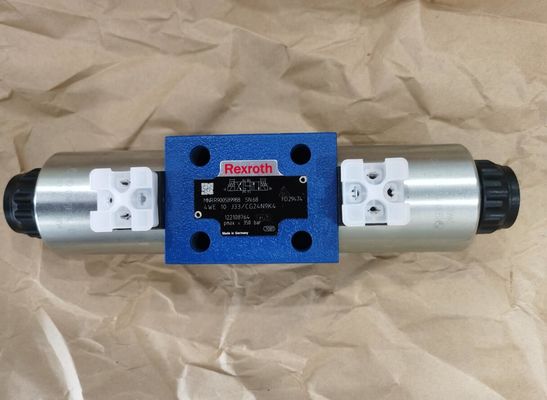 Rexroth R900589988 4WE10J3X/CG24N9K4 4WE10J33/CG24N9K4   方向スプール弁、ソレノイドActuaによって直接作動させて、