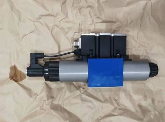 R901305915 4WREE10V50-23/G24K31/A1V-742 4WREE10V50-2X/G24K31/A1V-742 Rexroth 4WREEの比例した方向弁